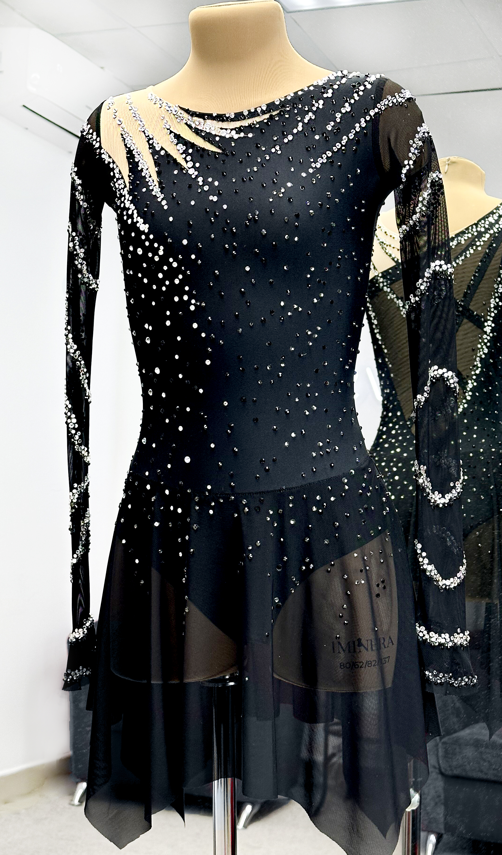 Платье для фигурного катания "Звездное небо" новое - аренда, продажа